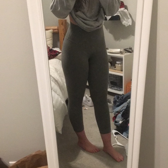 Lululemon - Picture 6 of 6